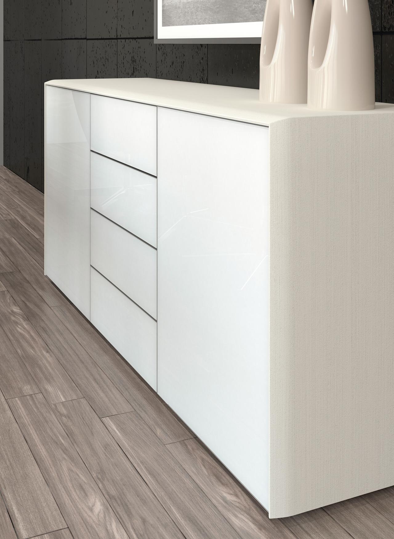 Iulio High Gloss