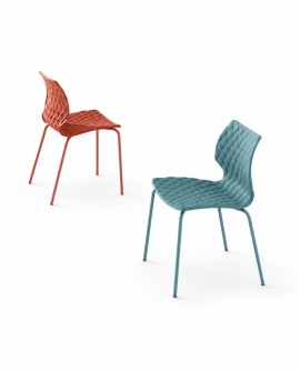 Chaise empilable italienne Uni 550 à La Réunion - bleu, vert, blanc ou rouge Chaise empilable italienne Uni 550 à La Réunion - bleu, vert, blanc ou rouge